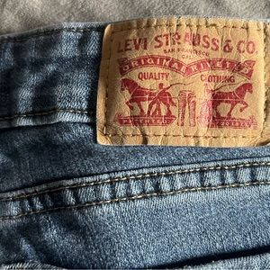 Levi's Women's 711 Skinny Jeans | Women’s Size 25